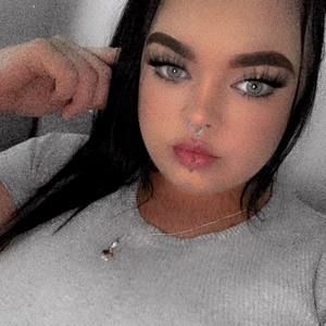 Meet your Posher, Skyee